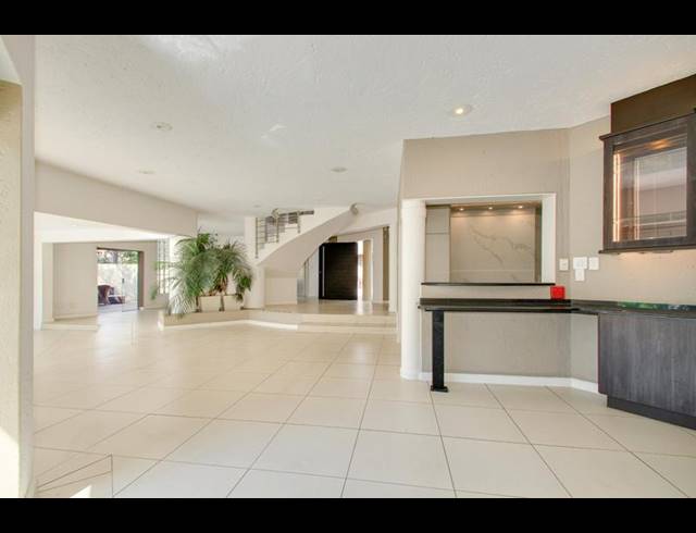 5 BEDROOM PROPERTY TO RENT IN DAINFERN GOLF ESTATE